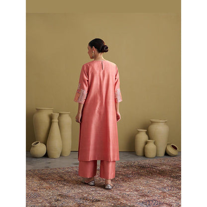 Vaaya The Silk Chanderi Peach Kurta With Pant And Dupatta