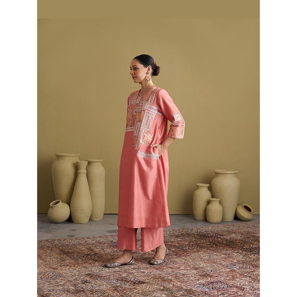 Vaaya The Silk Chanderi Peach Kurta With Pant And Dupatta