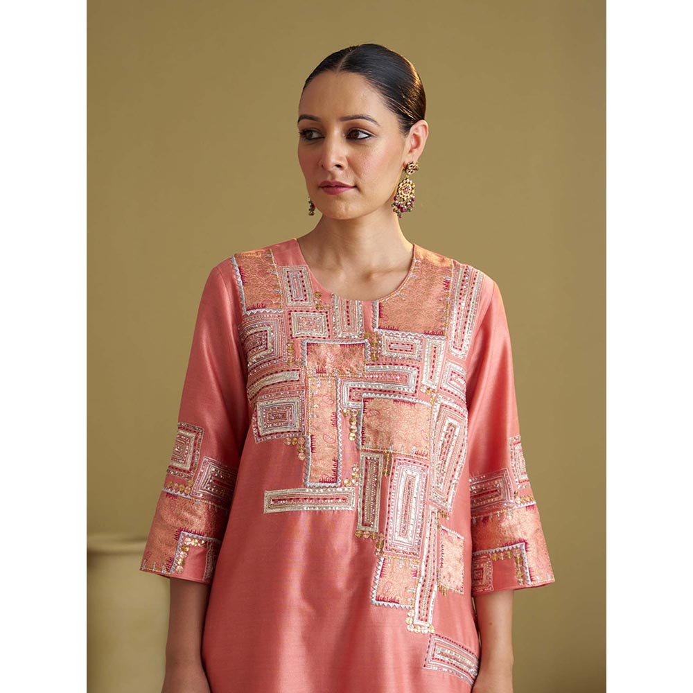 Vaaya The Silk Chanderi Peach Kurta With Pant And Dupatta