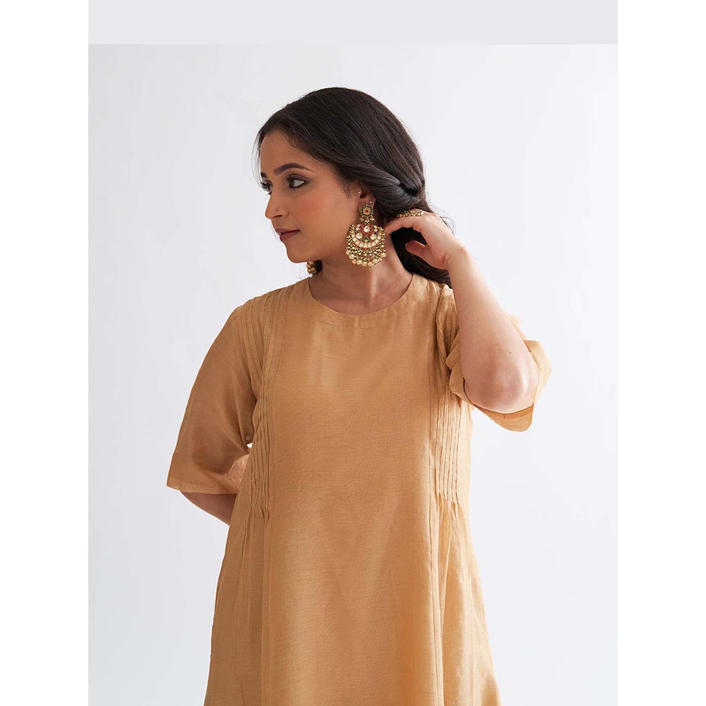 Vaaya The Gold Silk Tissue Chanderi Ensemble Kurta with Pant