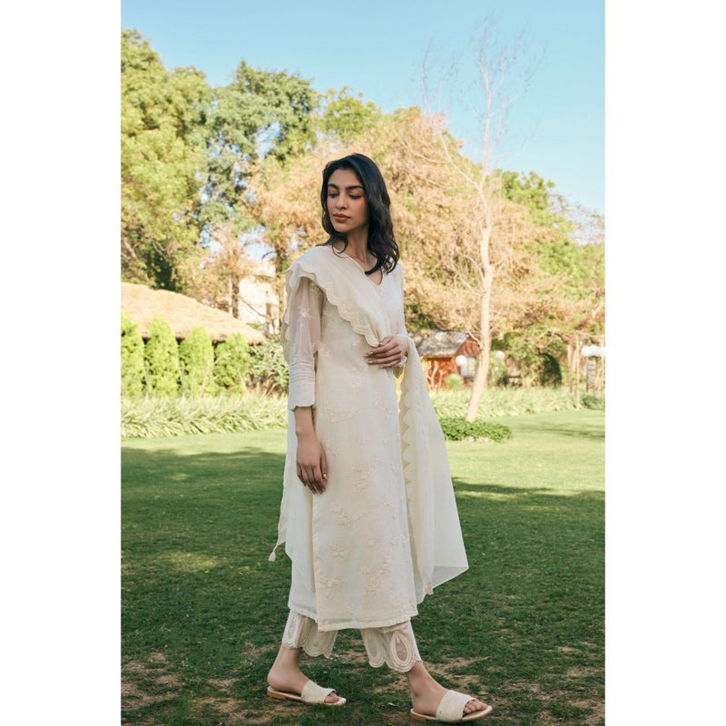 Vaayu White Ecru Embroidered Kurta with Pant and Dupatta (Set of 3)