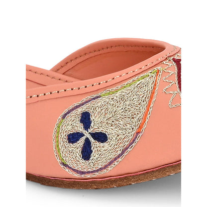 Valentino Women Peach Juttis