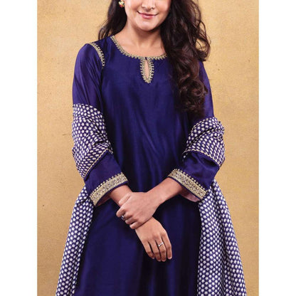 Vama Asher Purple Embroidered Kurta With Pant And Dupatta (Set of 3)