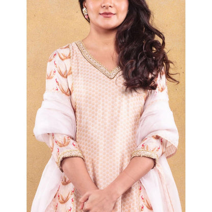 Vama Asher Blush Motif Kali Beige Kurta With Pant And Dupatta (Set of 3)