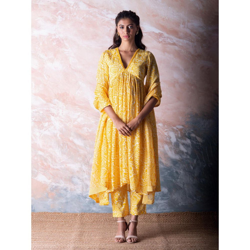 Vama Asher Canary Yellow Pomegranate Kurta With Pant And Dupatta (Set of 3)