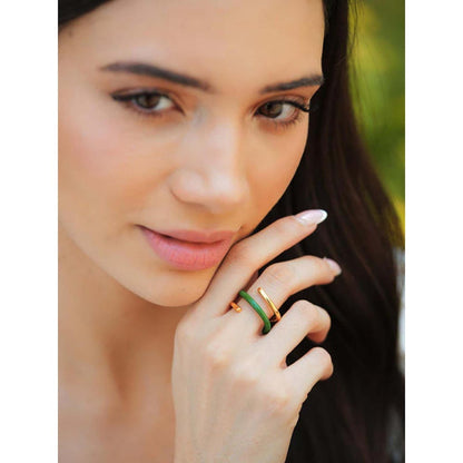VARNIKA ARORA Twistie 2-Way Green Enamel Gold Ring