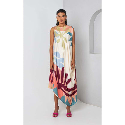 Vedika M Multi-Colour Floral Printed Sleeveless Drape