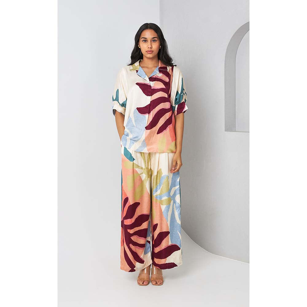 Vedika M Multi-Colour Printed V Neck Co-Ord (Set of 2)