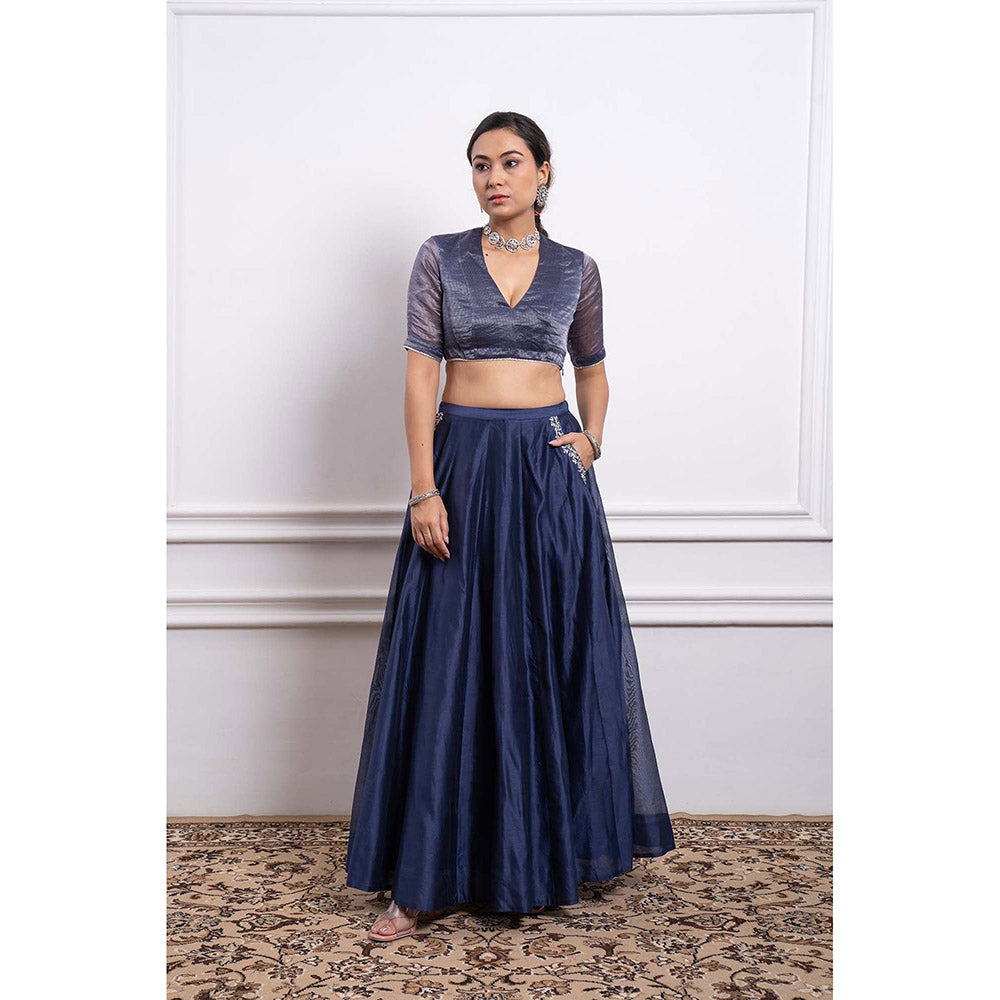 Vinusto Chanderi Embroidered Striped Blouse with Lehenga and Dupatta (Set of 3)