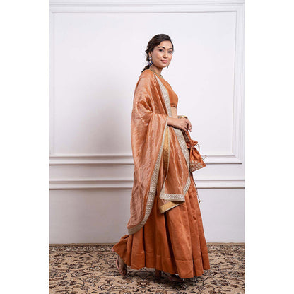 Vinusto Chanderi Handloom Embroidered Blouse with Lehenga and Dupatta (Set of 3)