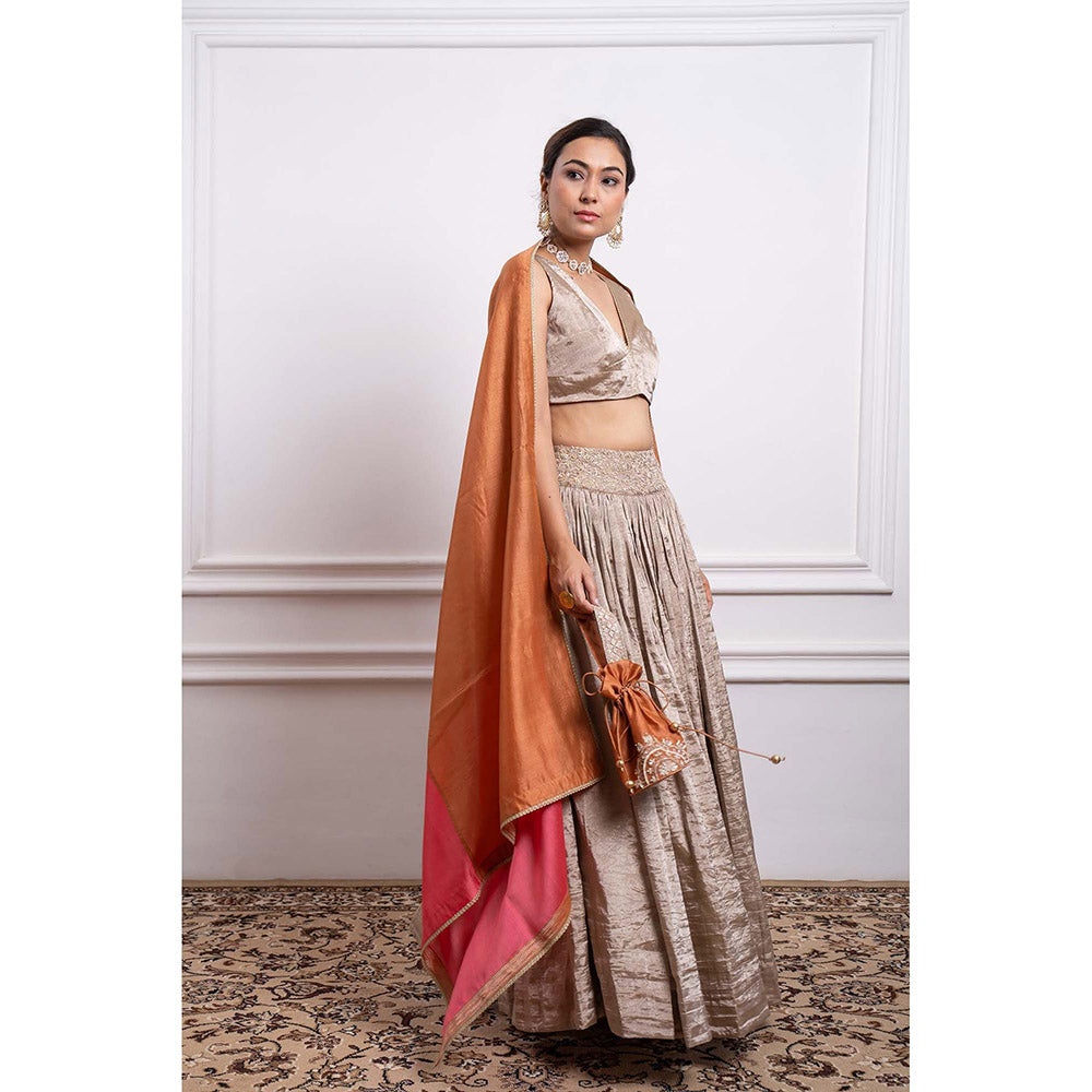 Vinusto Chanderi Embroidered Zari Blouse with Lehenga and Dupatta (Set of 3)