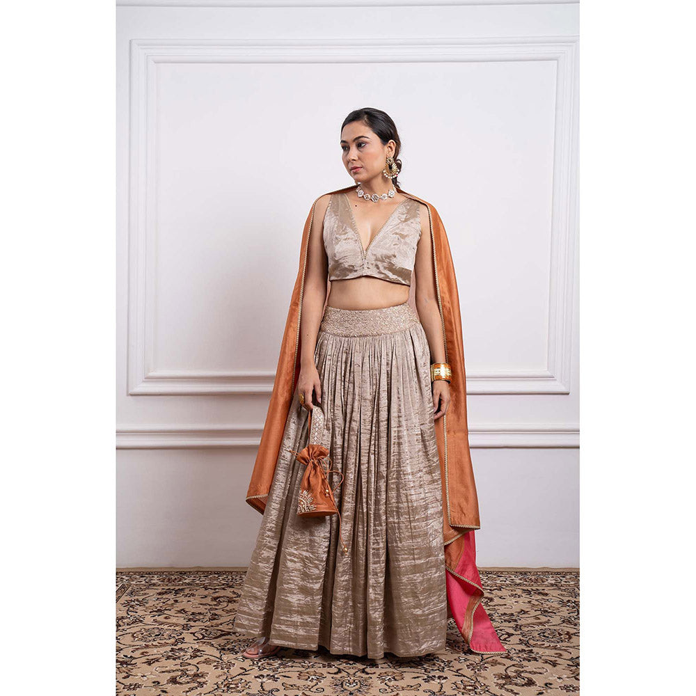 Vinusto Chanderi Embroidered Zari Blouse with Lehenga and Dupatta (Set of 3)