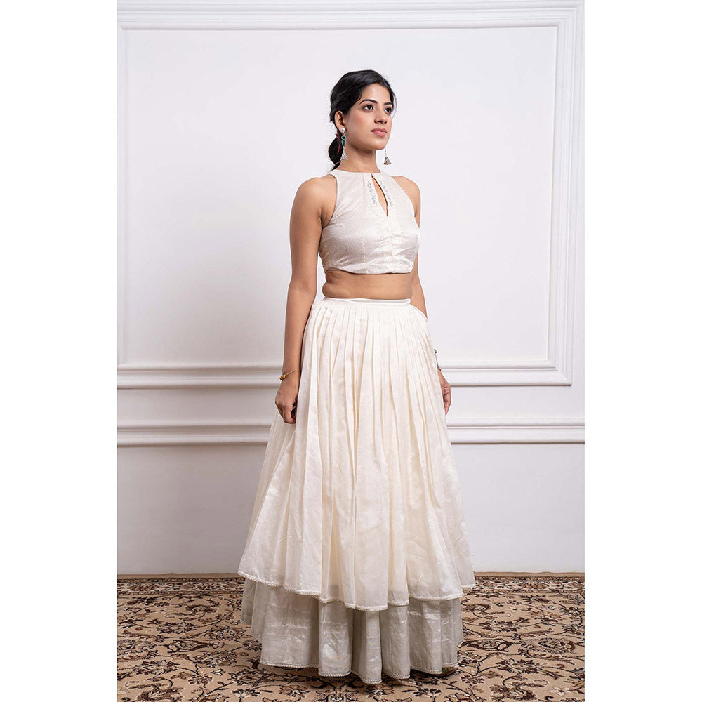 Vinusto Chanderi Embroidered Striped Blouse with Lehenga and Dupatta (Set of 3)