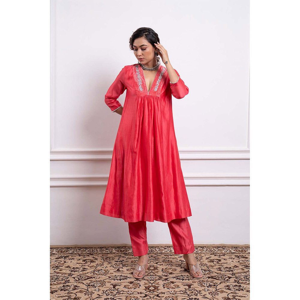 Vinusto Chanderi Embroidered Pink Kurta and Pant (Set of 2)