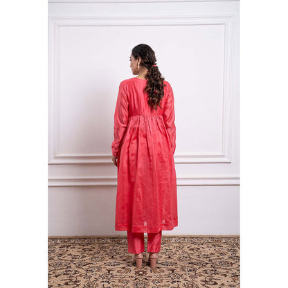Vinusto Chanderi Zari Pink Embroidered Kurta with Pant and Dupatta (Set of 3)