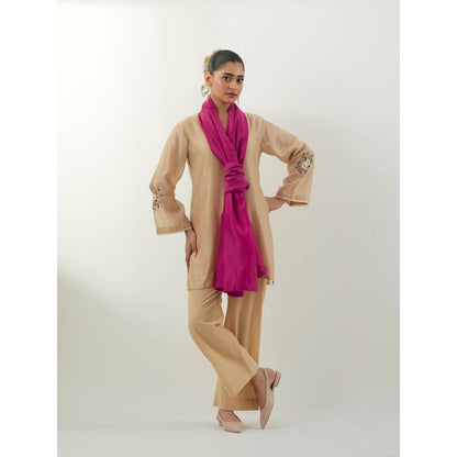 Vinusto Beige Embroidered Chanderi Kurti with Pant and Dupatta