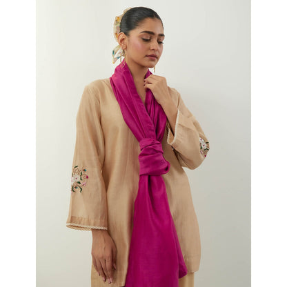 Vinusto Beige Embroidered Chanderi Kurti with Pant and Dupatta