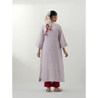 Vinusto Lavender Embroidered Loose Kurta with Pant