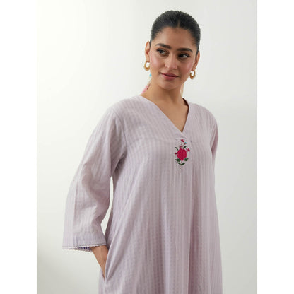 Vinusto Lavender Embroidered Loose Kurta with Pant