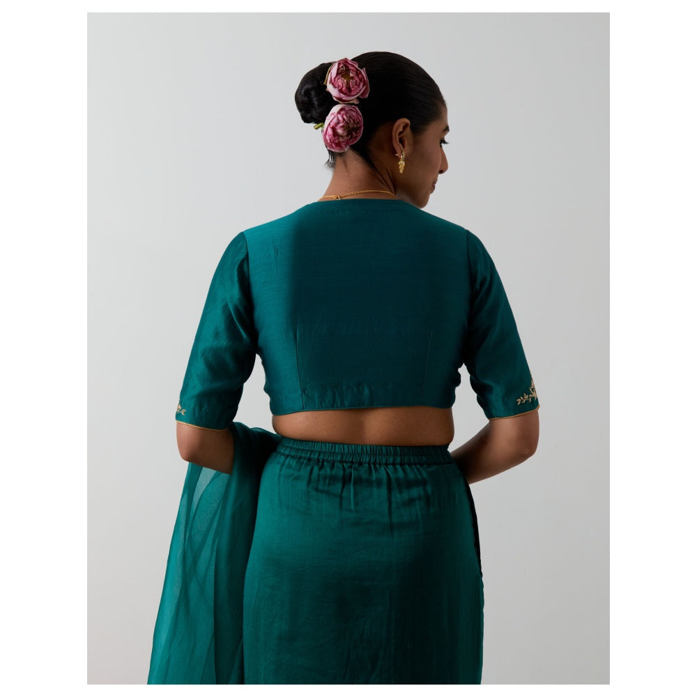 Vinusto Emerald Green Chanderi & Katan Silk Pre-Drape Saree with Stitched Blouse