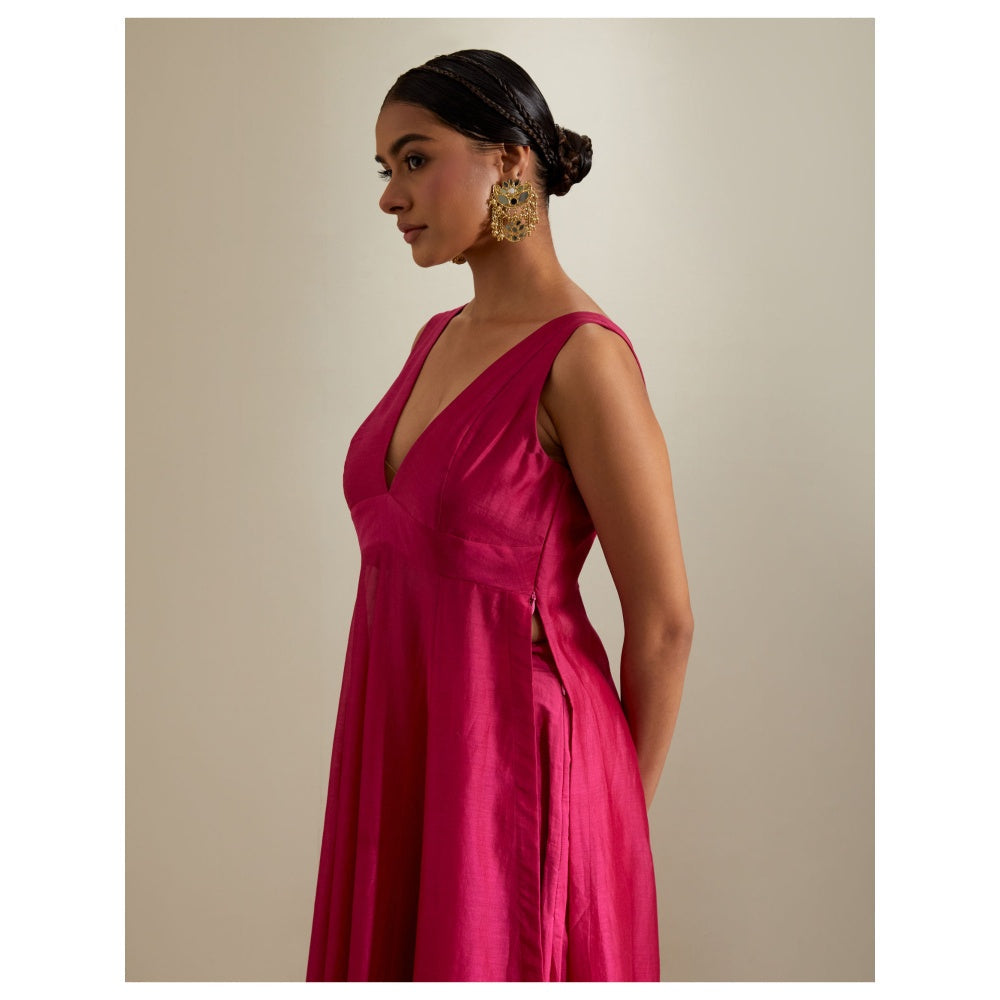 Vinusto Hot Pink Plunge Neck Stylise Chanderi Kurta with Cotton Palazzo