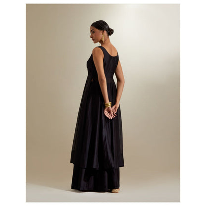 Vinusto Black Plunge Neck Stylise Chanderi Kurta with Cotton Palazzo