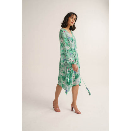 Vishala Shree Green Gladiolus Knee Length Dress