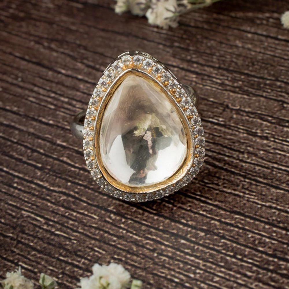 VIVINIA By Vidhi Mehra Zia 2.0 Gold Plated Womens Zircon Ring