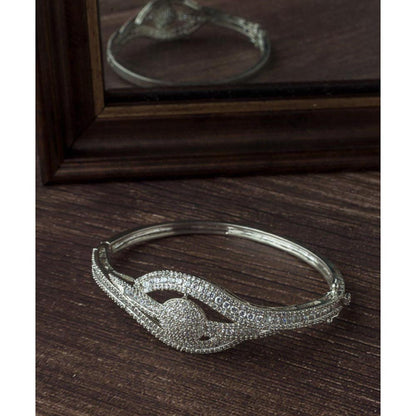 VIVINIA By Vidhi Mehra Silver Plated Zircon Womens Kada
