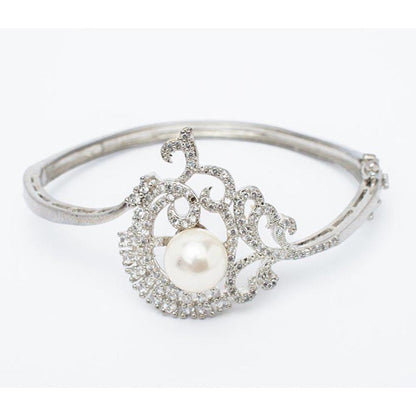VIVINIA By Vidhi Mehra Silver Plated Womens Kada