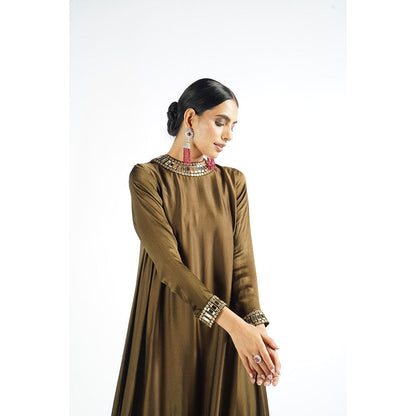 Vvani by Vani Vats Olive Green Scallop Pant Kurta & Pant with Lining (Set of 3)