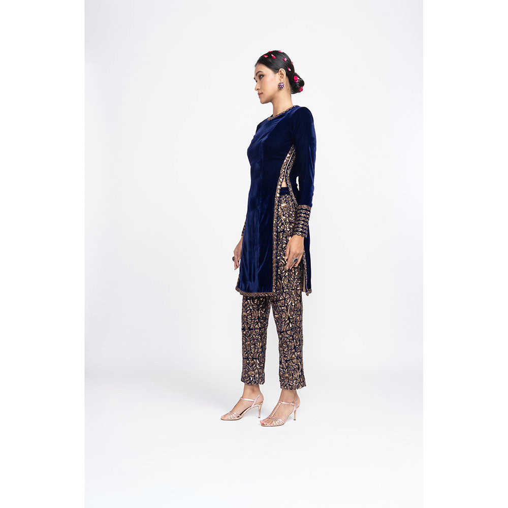 Vvani by Vani Vats Navy Blue Velvet Kurta & Pant (Set of 2)