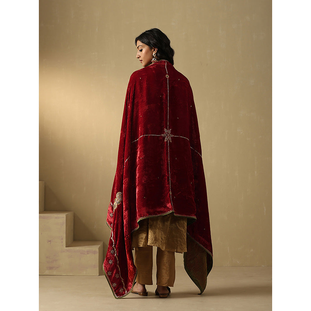 WeaverStory Red And Maroon Hand Embroidered Zardozi Silk Velvet Goshala Dupatta