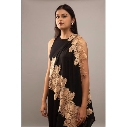 Wrapture By Suzanne Roselle Lace In Black And Gold Shawl