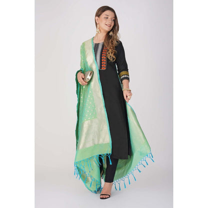 Zal from Benaras Bright Green Pure Linen Cotton Silk Banarasi Handloom Dupatta