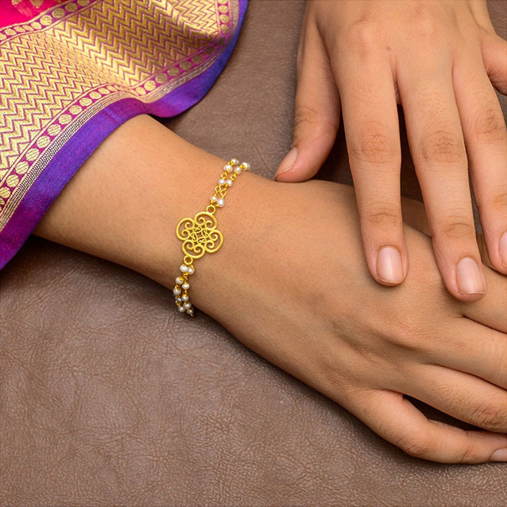 ZARIIN Pretty Bonds Rakhi & Lumba Bracelet Box