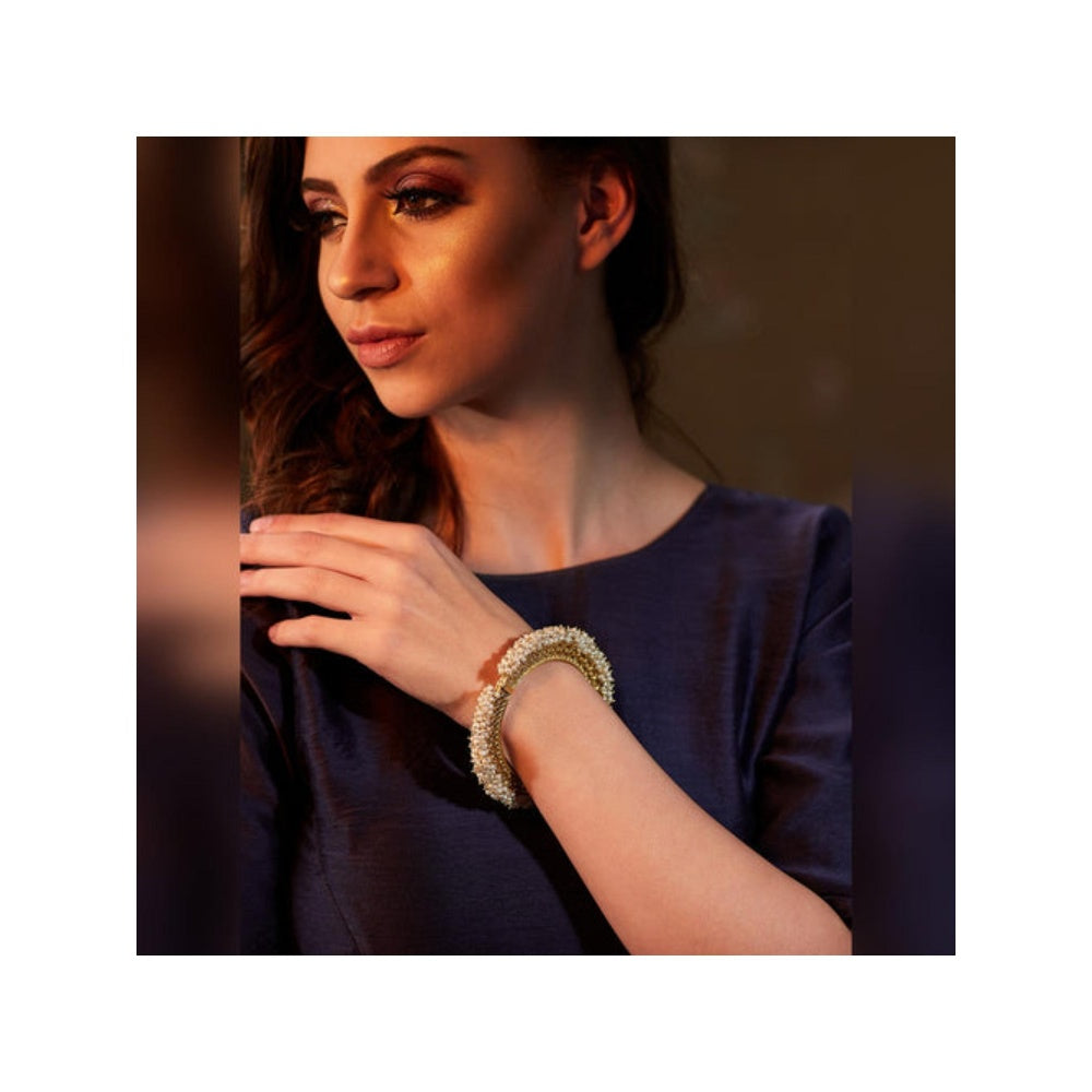 ZARIIN Glam In Pearls Filigree Bangles