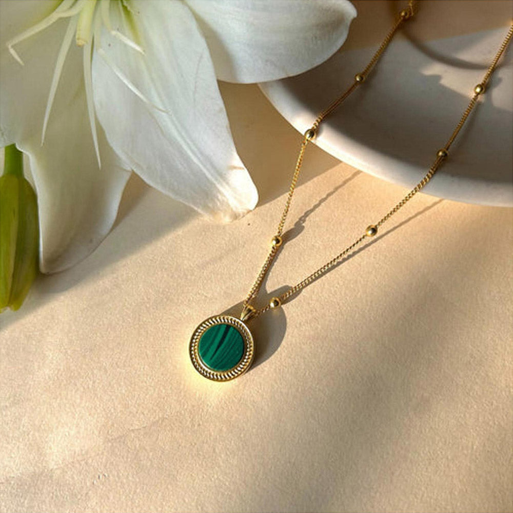 ZARIIN Harmony Pendant Necklace And Stud Earrings Set - Malachite