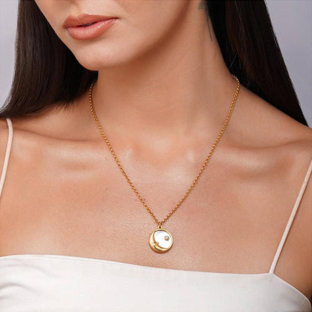 ZARIIN Magic Of The Moon Pendant Necklace And Stud Earrings Set