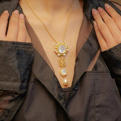 ZARIIN Souvenirs Of Style Pendant Necklace
