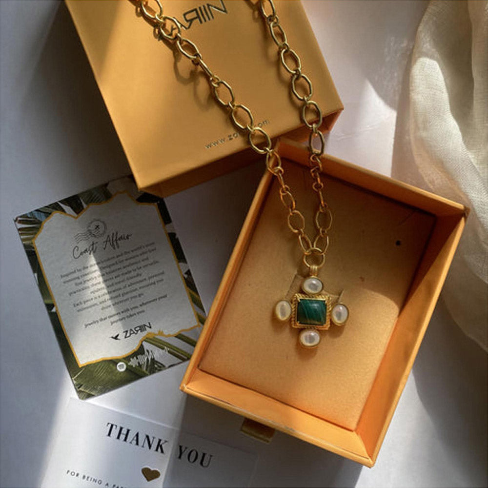 ZARIIN Cruise Therapy Pendant Necklace