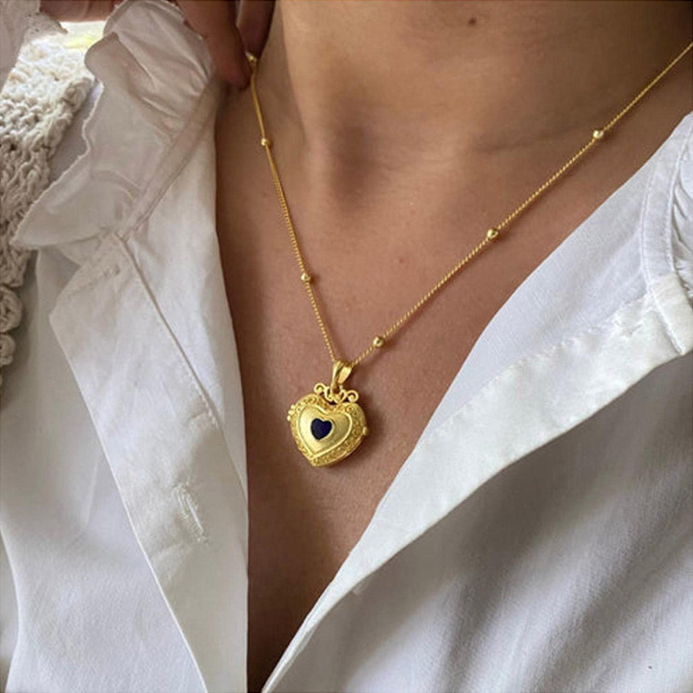 ZARIIN Heart In Heart Photo Locket