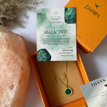 ZARIIN Healing Touch Pendant Necklace With Malachite - Abundance