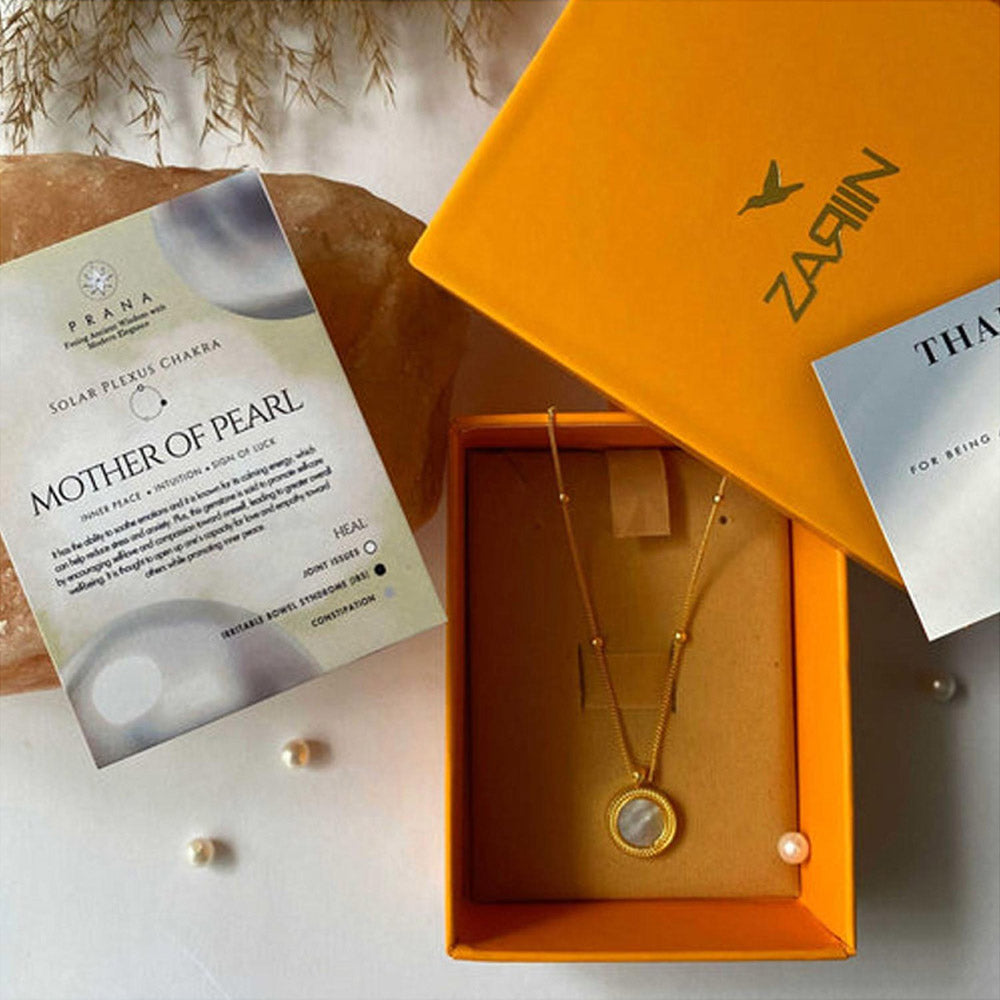 ZARIIN Healing Touch Pendant Necklace With Mother Of Pearl - Creation