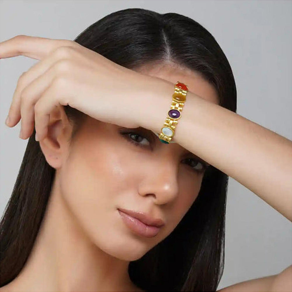 ZARIIN Power Moves Navratna Bracelet