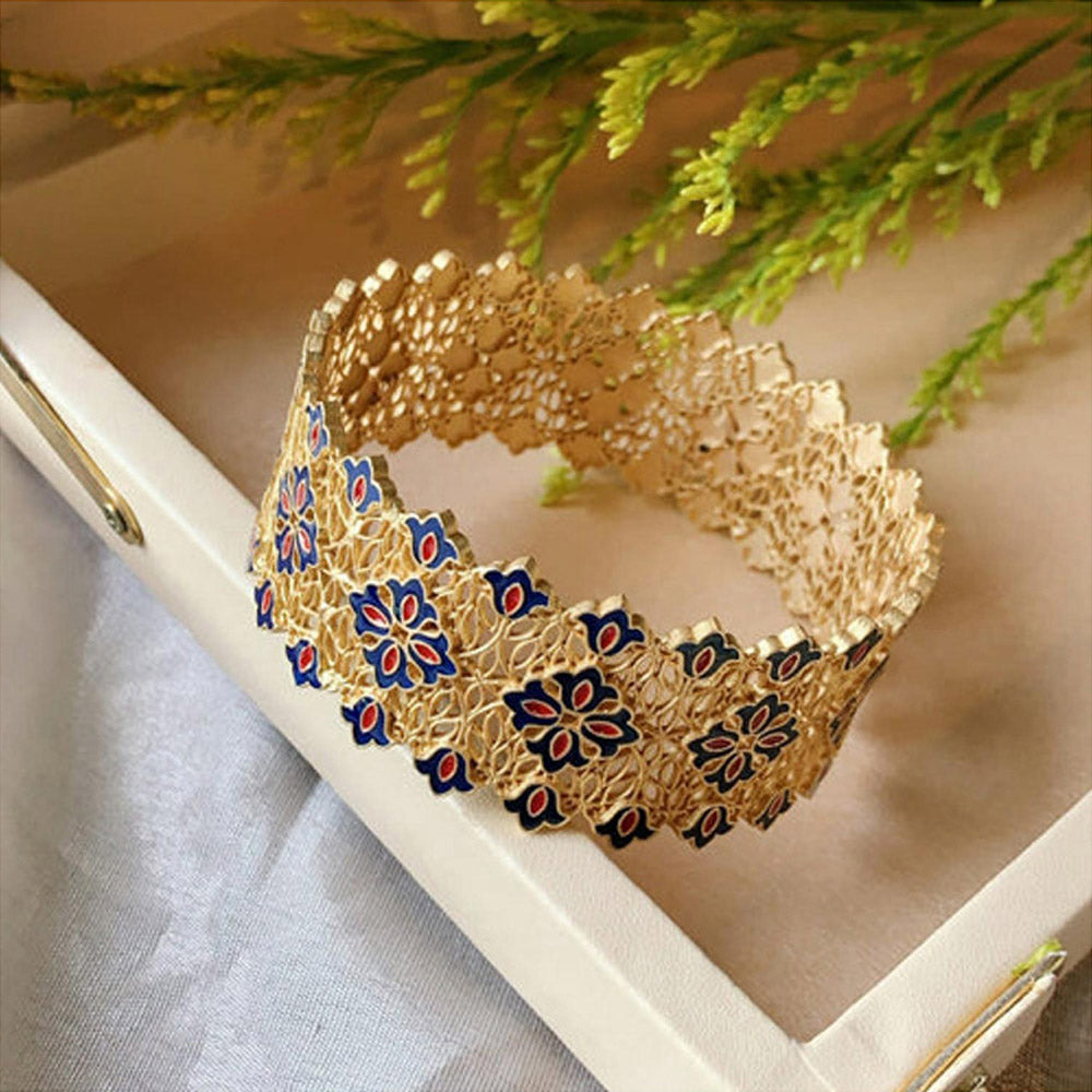 ZARIIN Floral Traces Bangle