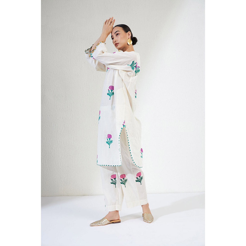 Aavidi By Dimple Gulnar Off White Floral Co-ord (Set of 2)