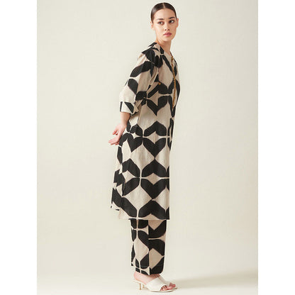 Aavidi By Dimple Black Clamp Printed Embroidered Co-Ord (Set of 2)