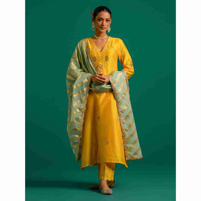 Anantaa By Roohi Trehan Yellow V Neck Hand Embroidered Thread Work Silk Chanderi Kurta
