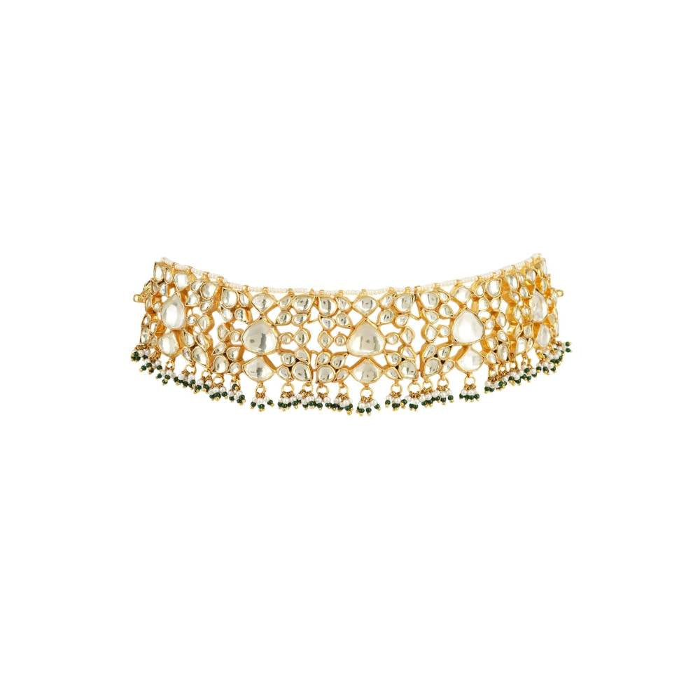 Auraa Trends Kundan Bridal Choker Necklace Set with Mangtika